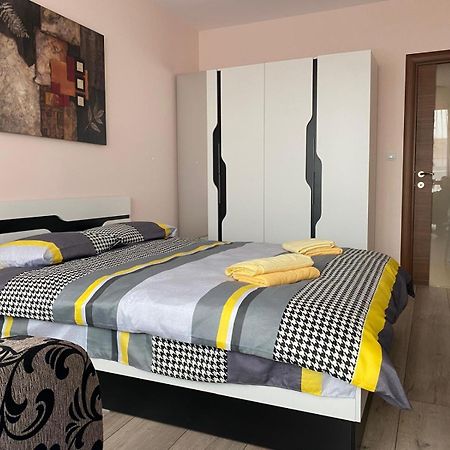 Stylish Apartment Near City Center Plowdiw Exterior foto