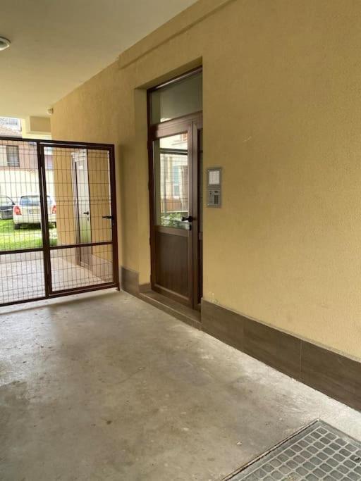 Stylish Apartment Near City Center Plowdiw Exterior foto