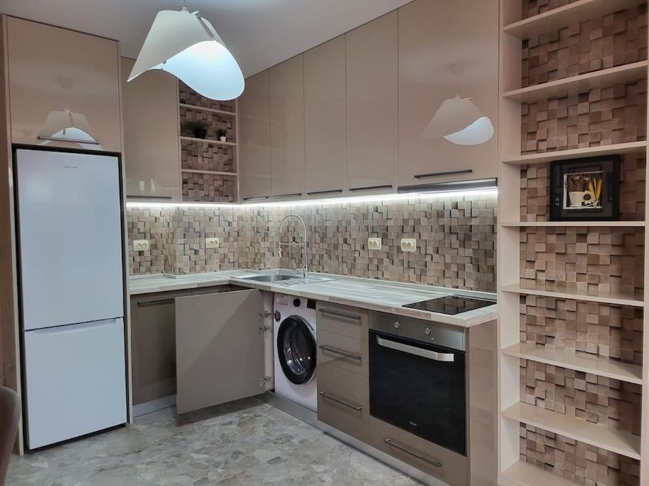 Stylish Apartment Near City Center Plowdiw Exterior foto